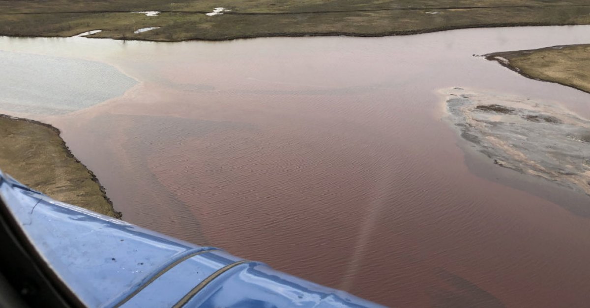 Russia Declares Emergency Following Spill of 20,000 Tons of Oil in the Arctic Circle