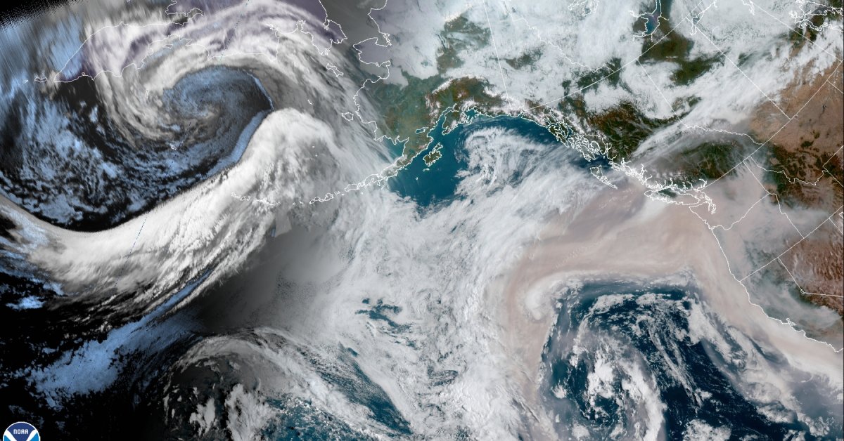Here’s What the Massive Amount of Smoke Created by West Coast Wildfires Looks Like From Space