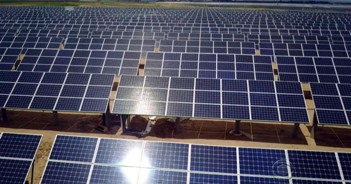 While U.S. moves toward coal, China betting big on solar