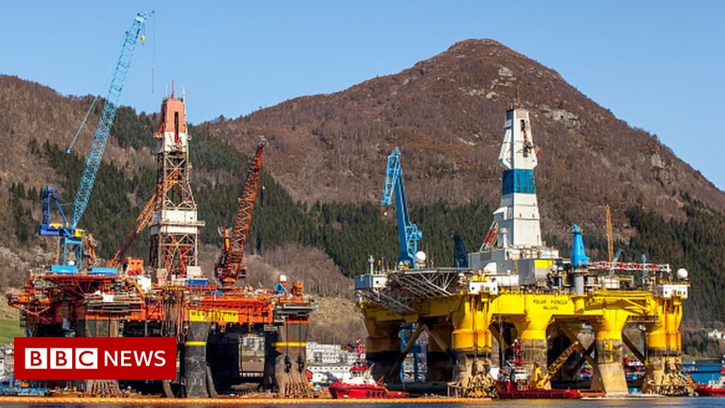 Norway's oil and gas sector will not be dismantled, new government says