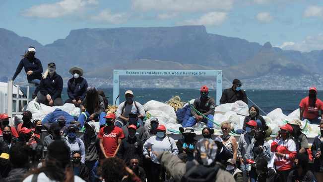 Volunteers collect over 100 bags of rubbish in Robben Island beach clean-up