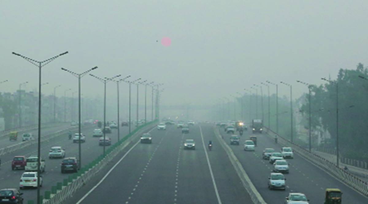 AQI at 426 on Sunday: Delhi’s air quality severe for 4th day in a row, no respite from stubble burning