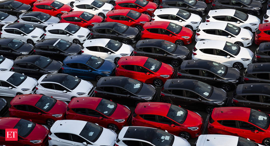 Domestic passenger vehicle sales down 7.61% in February