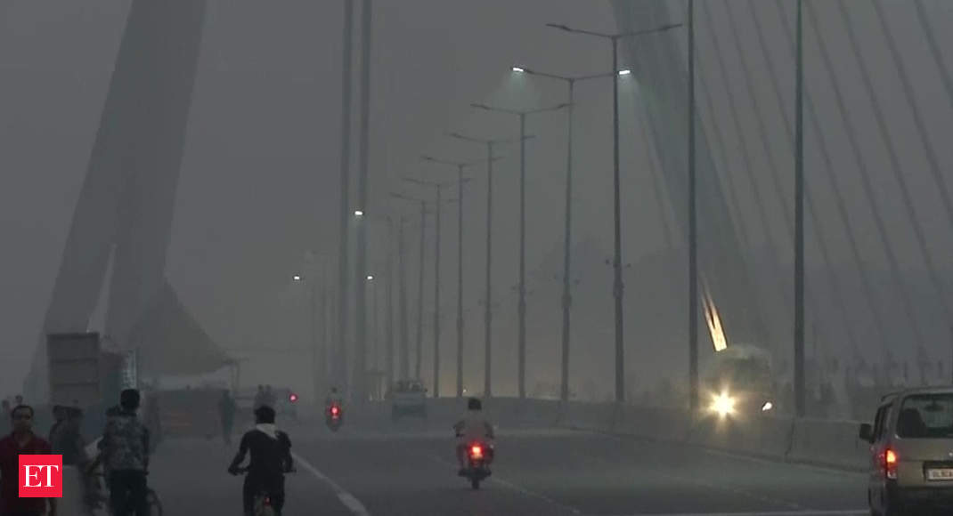 Smoky haze shrouds Delhi-NCR; air quality enters 'very poor' zone