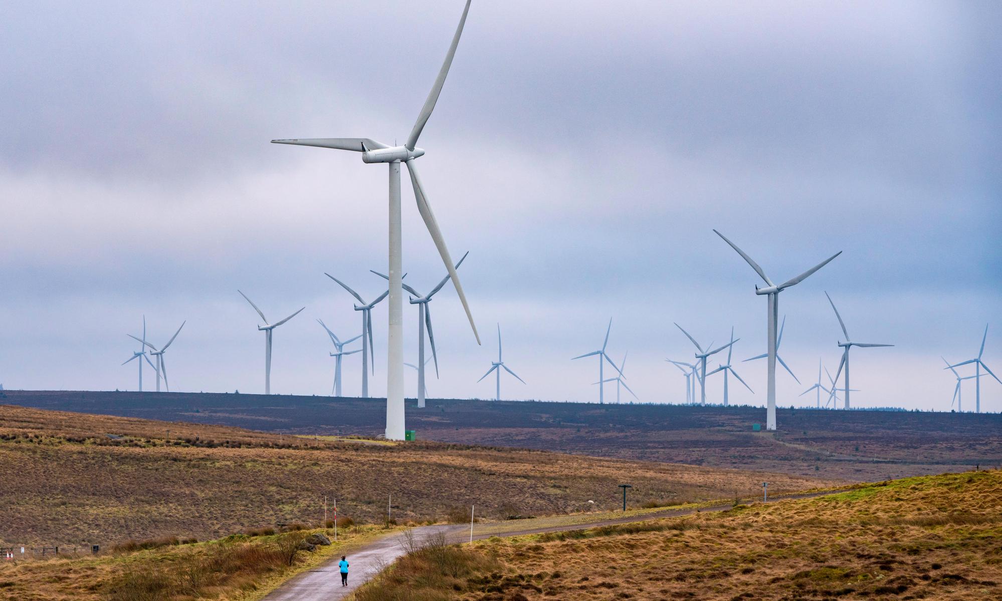 Renewable energy investors increasingly look to UK, says report