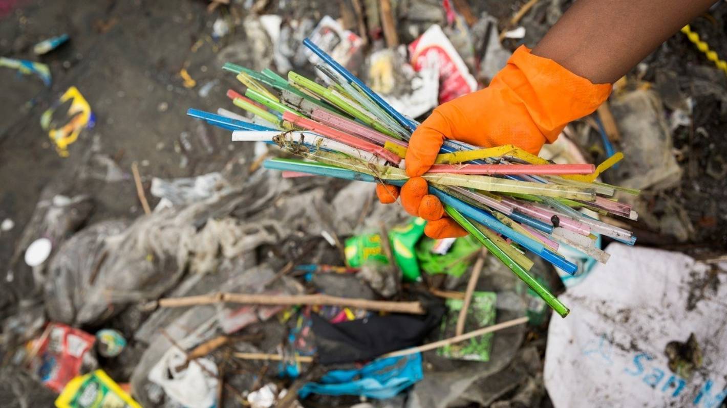 Government plan to phase out single-use and problem plastics announced