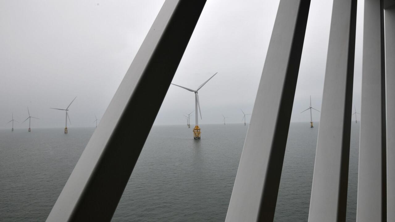 Blowing in the wind: Fishermen threaten South Korea carbon plans