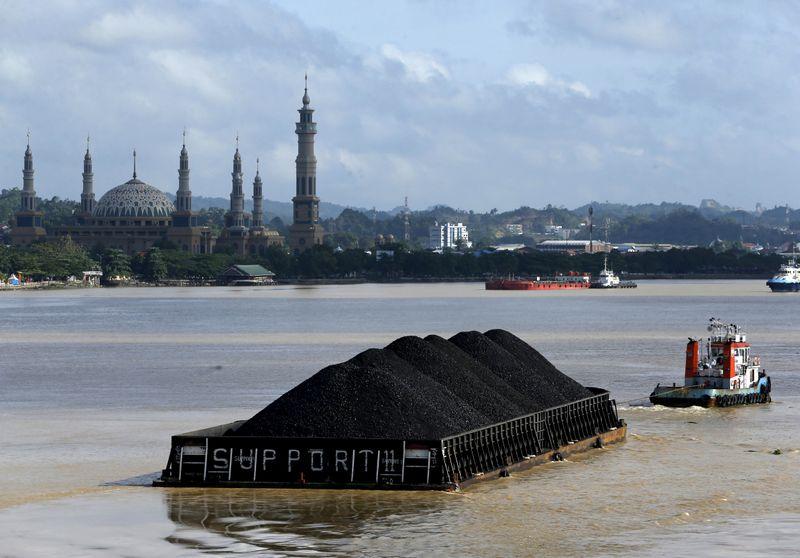 British hedge fund billionaire Hohn launches campaign to starve coal plants of finance