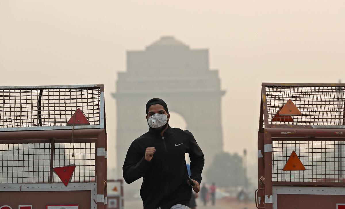 Indian ministries buy more air purifiers as capital battles toxic air