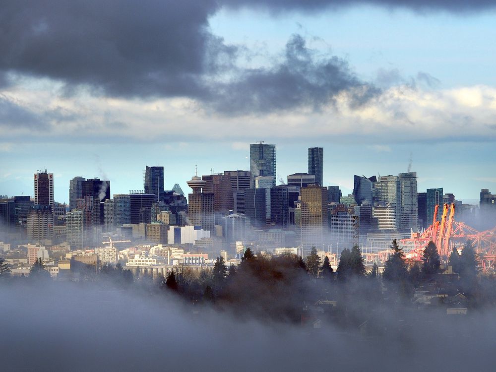 Vancouver Weather: Mix of sun and cloud, then rain later