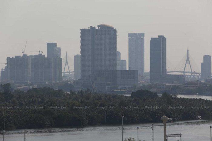 Dust exceeds safe levels in 37 Greater Bangkok areas