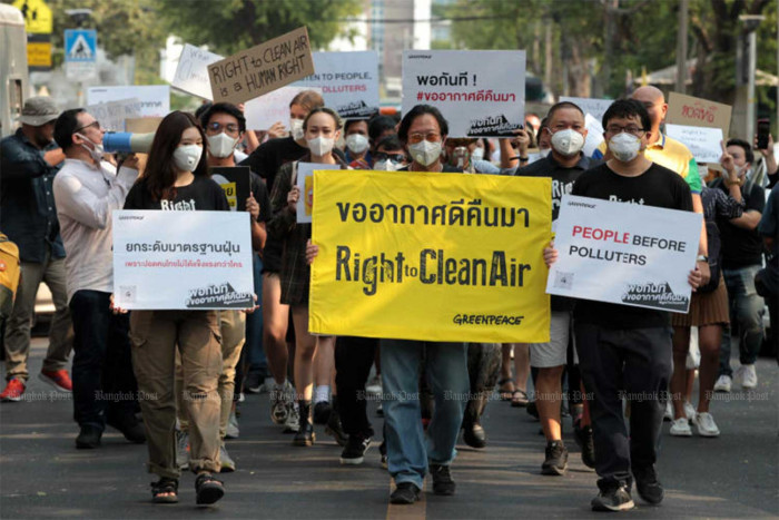 Smog just won't go away, activists march to Govt House