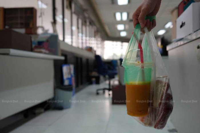 Plastic use soars after dine-in ban