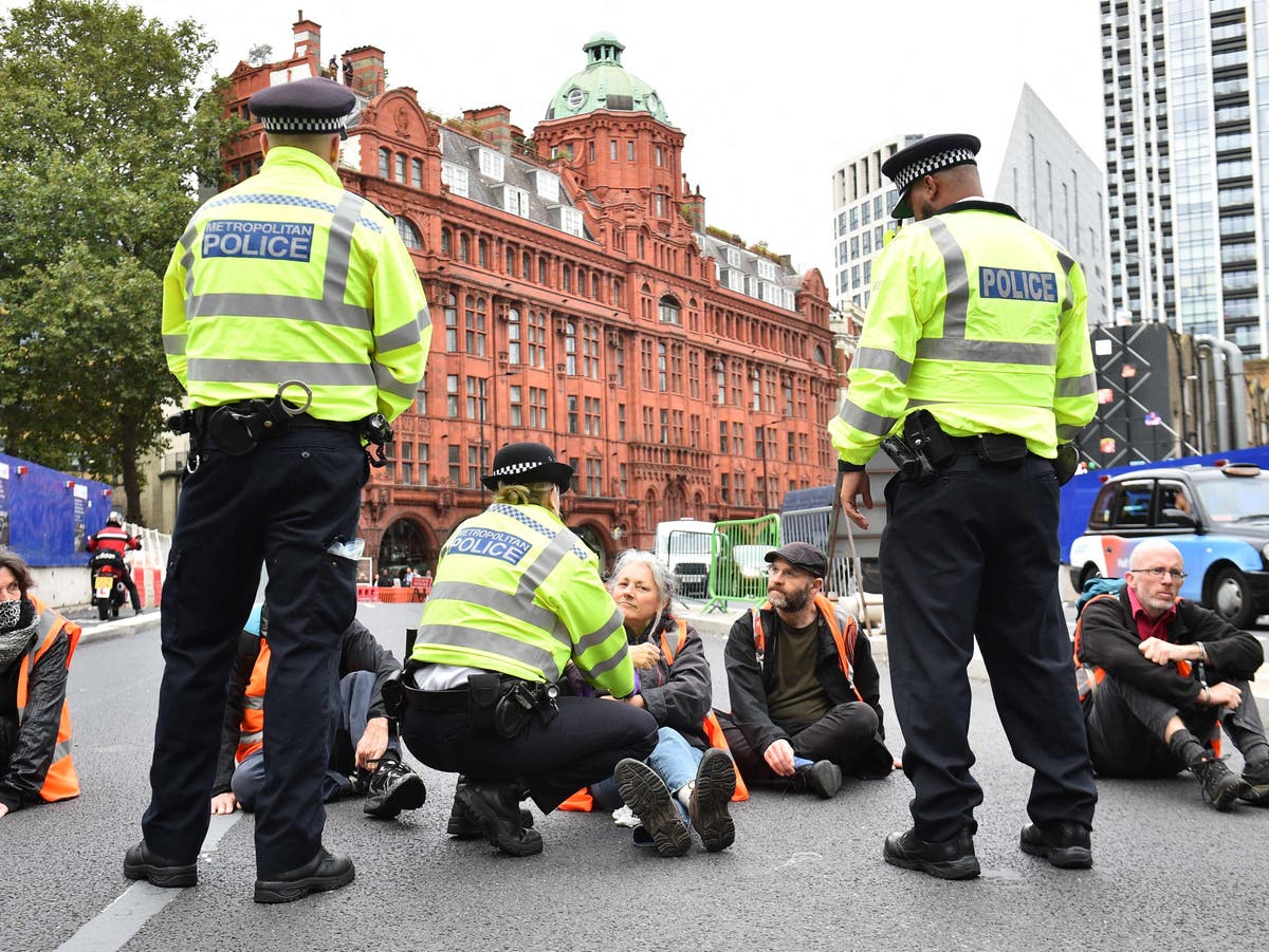 Insulate Britain: Transport for London granted injunction against climate protesters