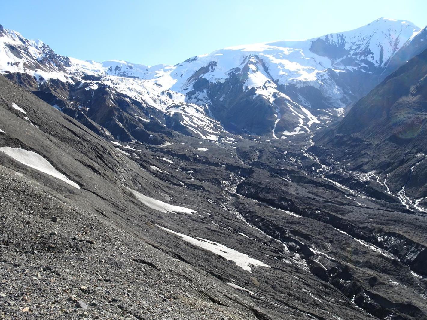 Sliding glaciers 'a new threat' as global warming melts ice