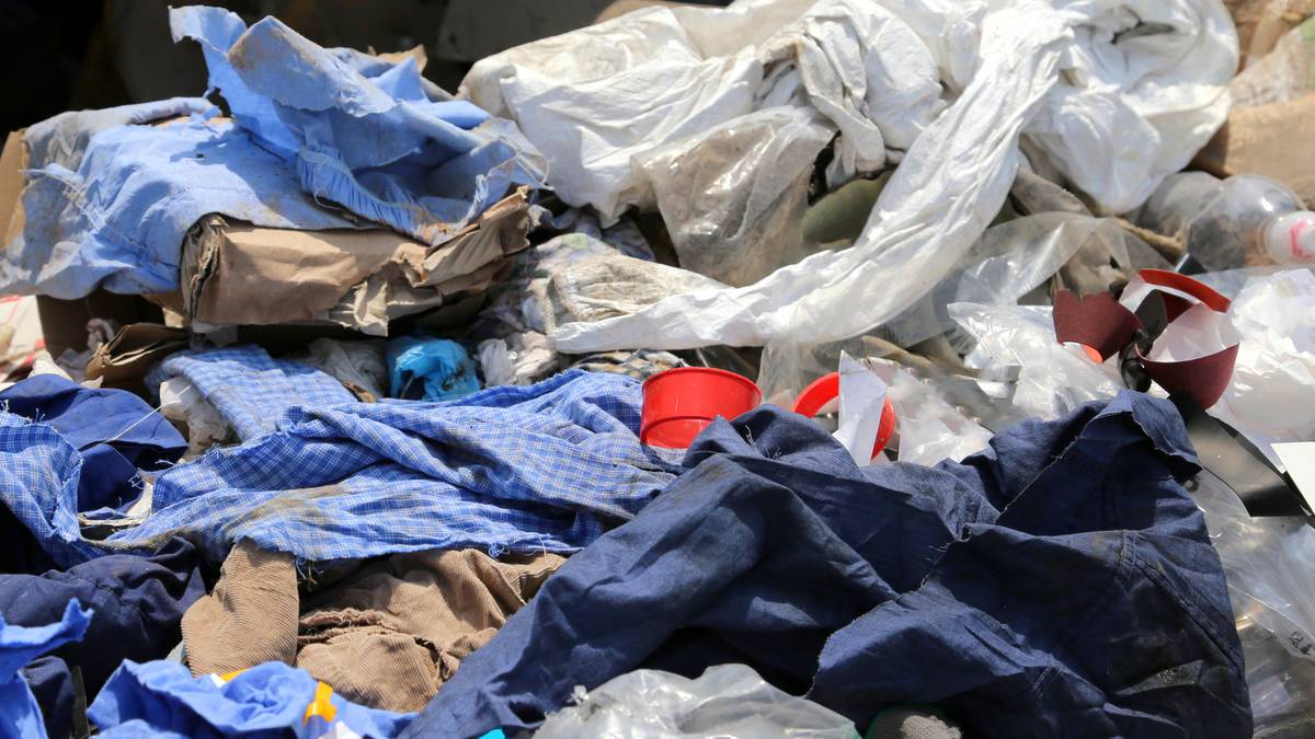 Government urged to provide better clothing recycling options