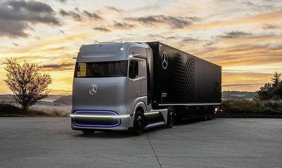 奔驰发布全新氢燃料电池概念卡车——GenH2 - 能源界