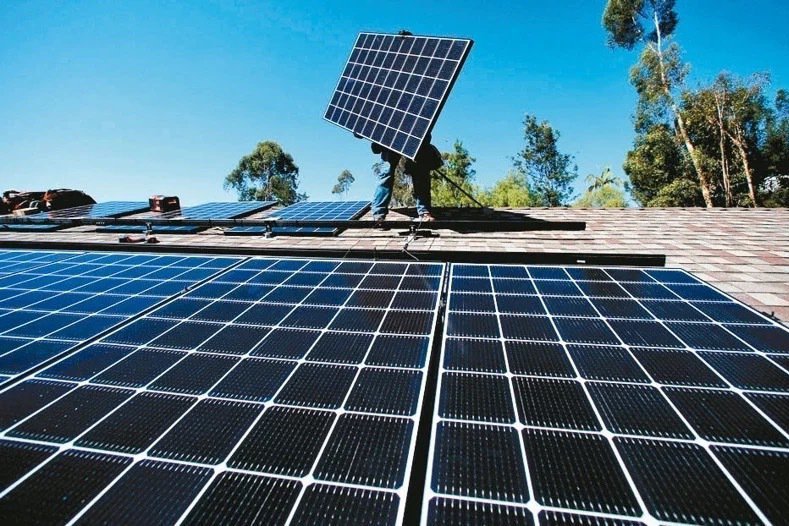 太陽能發電 四年增逾四倍