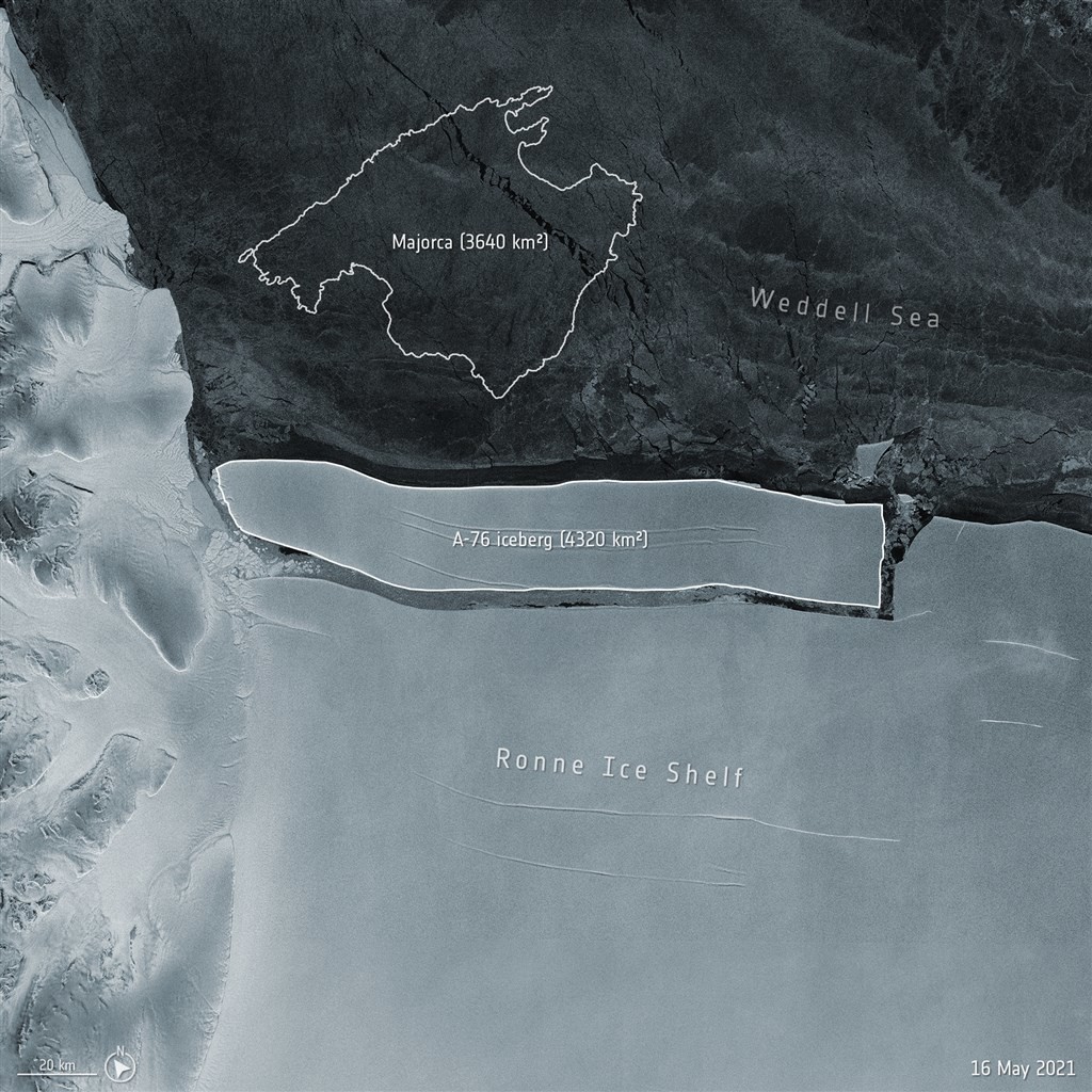 超過四千平方公里 全球最大冰山從南極脫落
