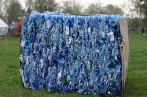  中国固体废物管理现状及塑料污染治理成效 