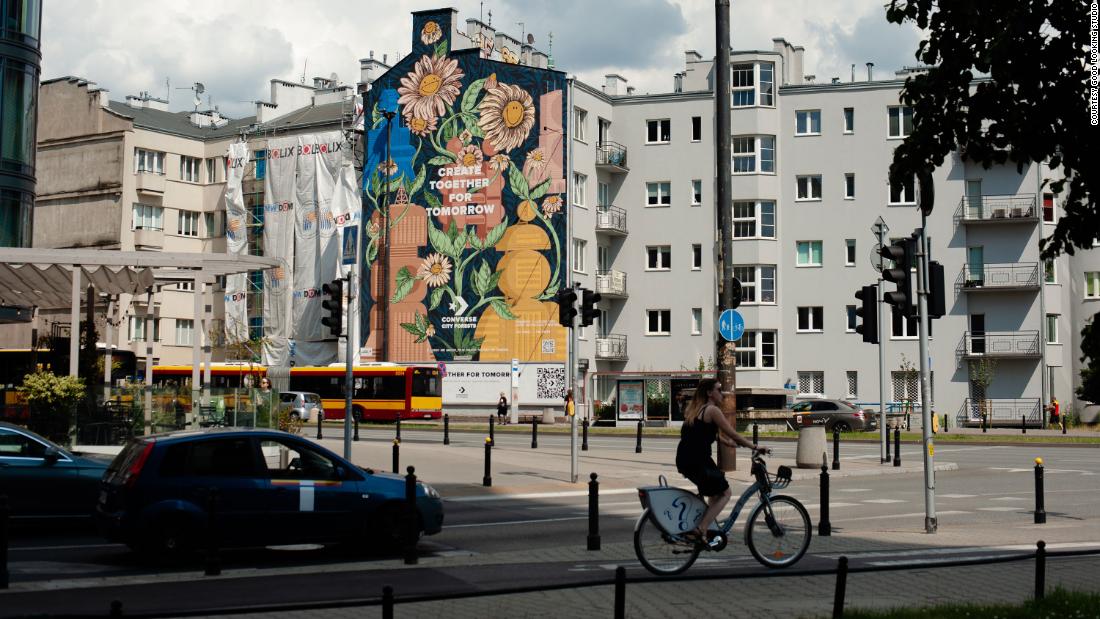 Converse is sponsoring giant murals in 13 cities around the world that break down air pollutants