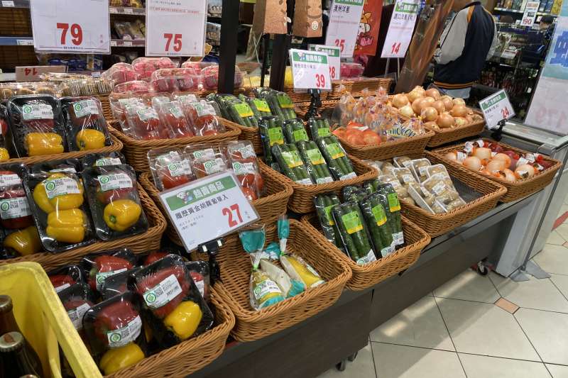 全台超市生鮮食品9成有塑膠包裝　綠色和平：台灣並無處理生物可分解塑膠設施