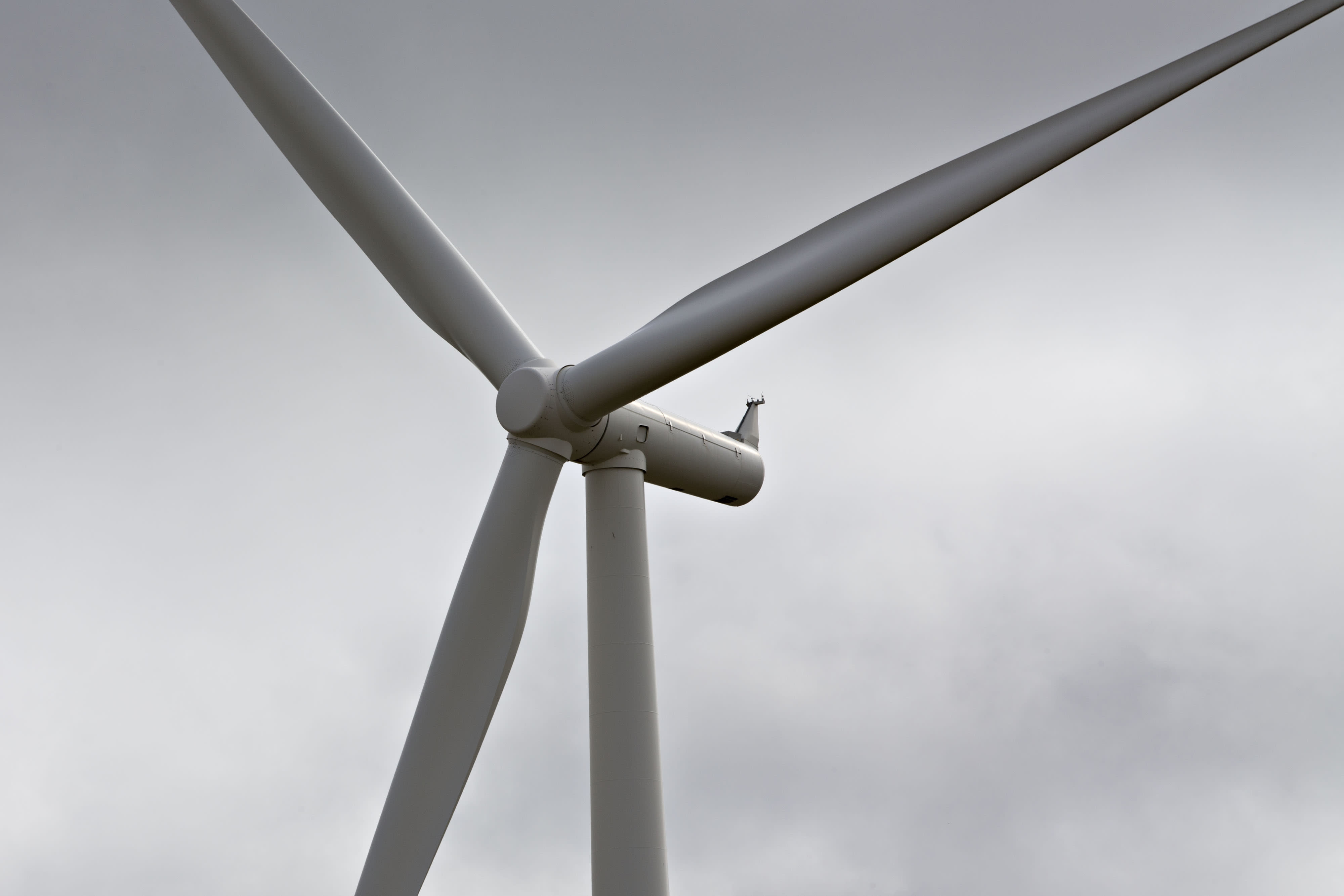 U.S. added less new wind power in 2021 than the previous year — here's why