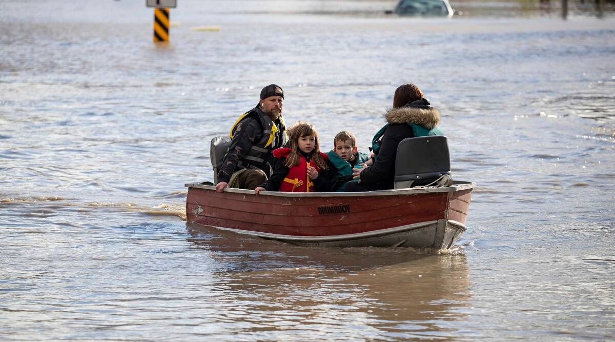 Vancouver is marooned by flooding and besieged again by climate change
