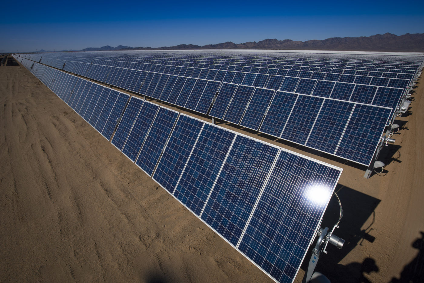 需求是燃煤電廠兩倍，IEA 點出太陽能產業對銅的依賴