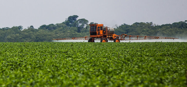 Biofertilizers cut costs and GHG emissions for Brazilian soybean producers