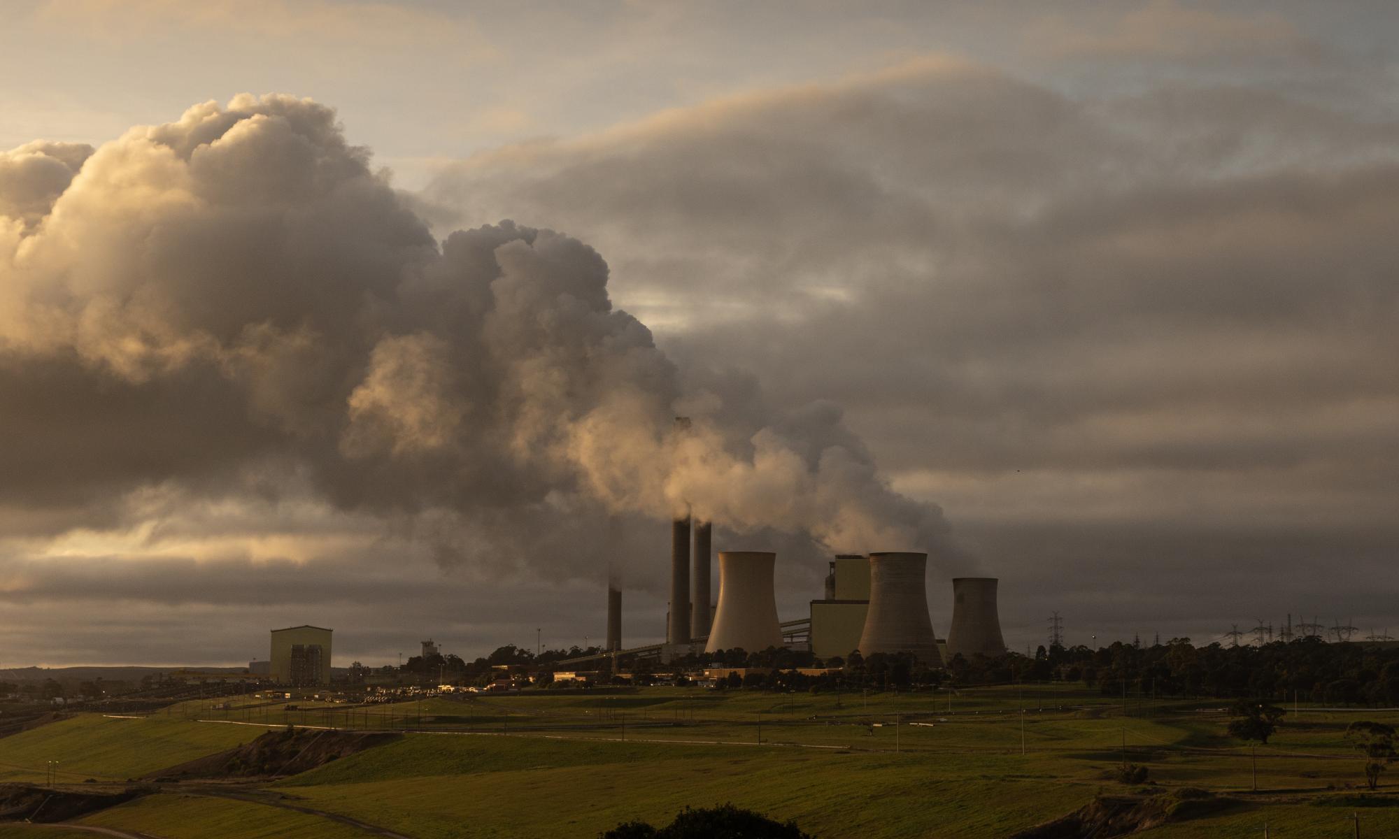 Amid rush to exit coal, AGL’s challenges are only just beginning