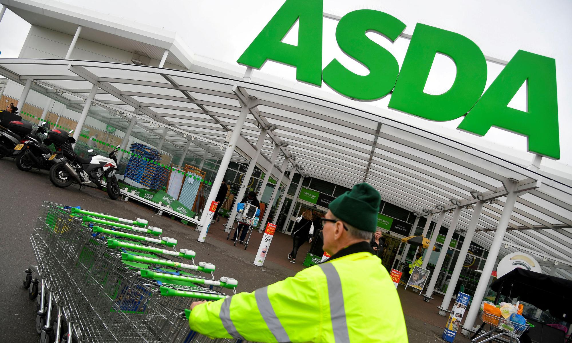 Asda trials refill points and bottle recycling in 'sustainability' store