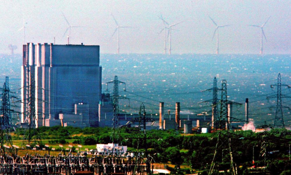 EDF considers extending life of two UK nuclear plants due to energy crisis
