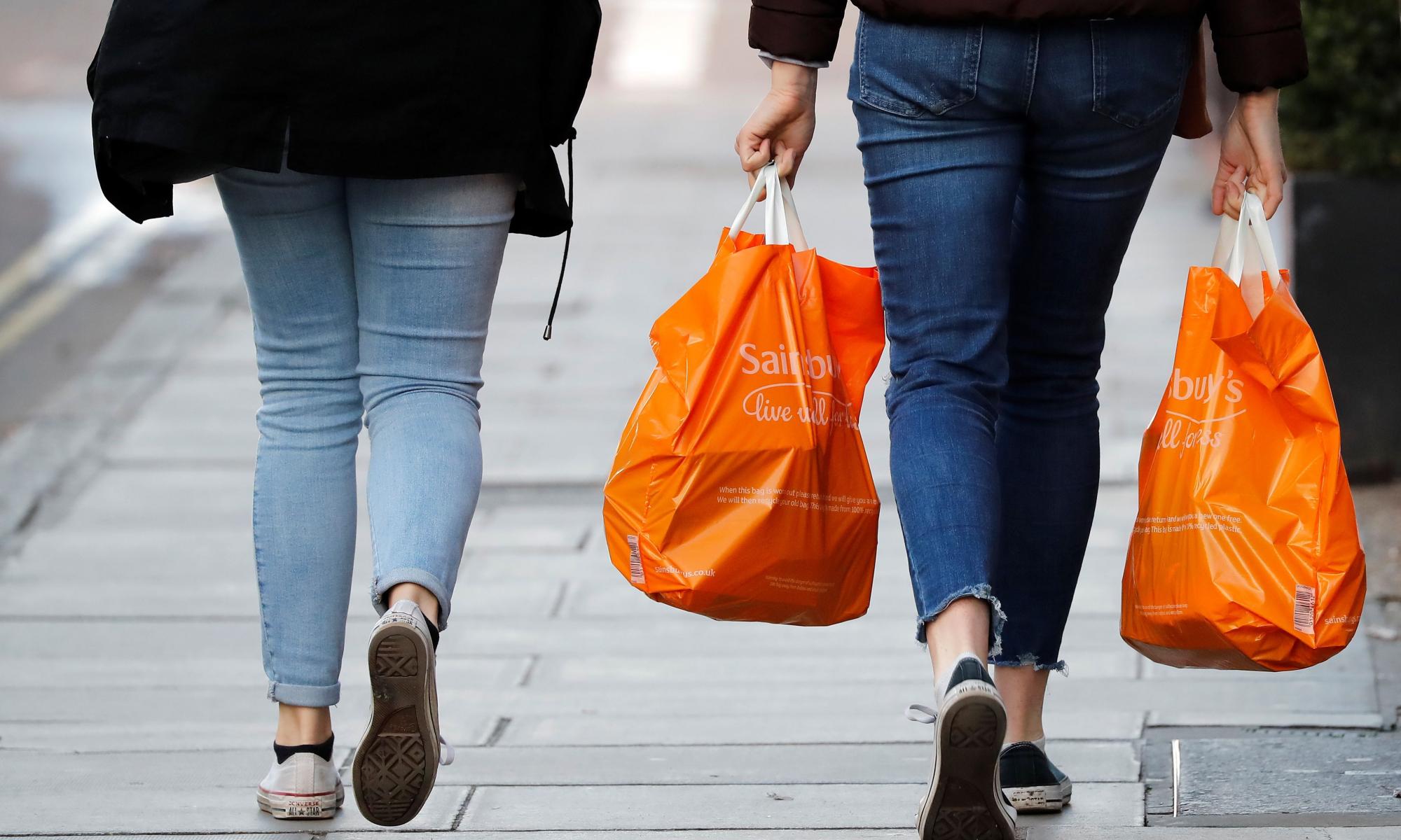 活动家说，“生活袋”使塑料问题更加严重