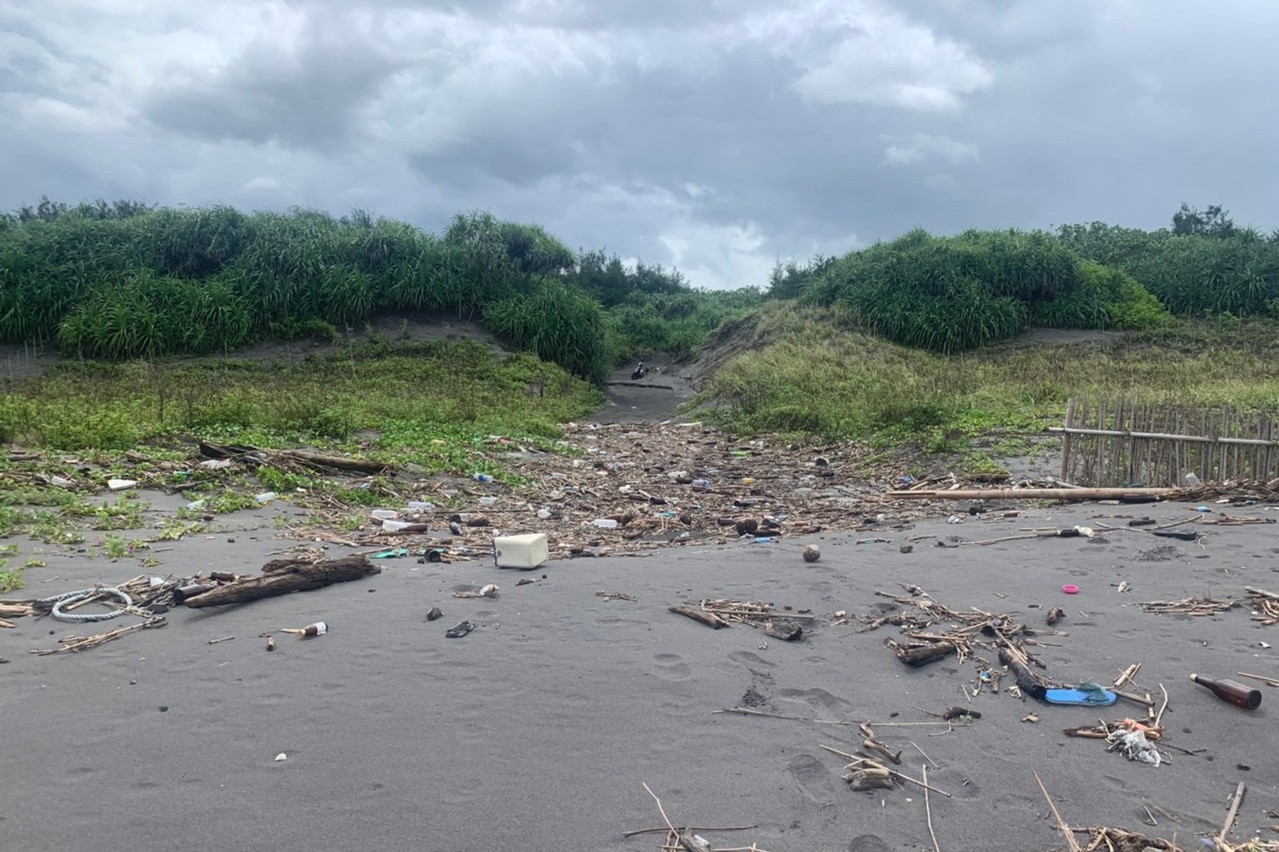 羅東林管處向海致敬 新北、宜蘭清出百噸廢棄物