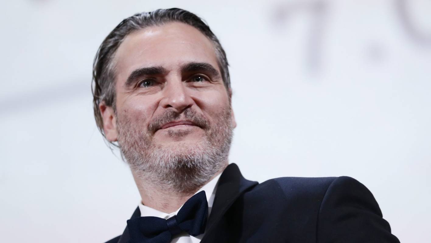 Joaquin Phoenix invited to visit NZ farms after anti-dairy Oscars speech