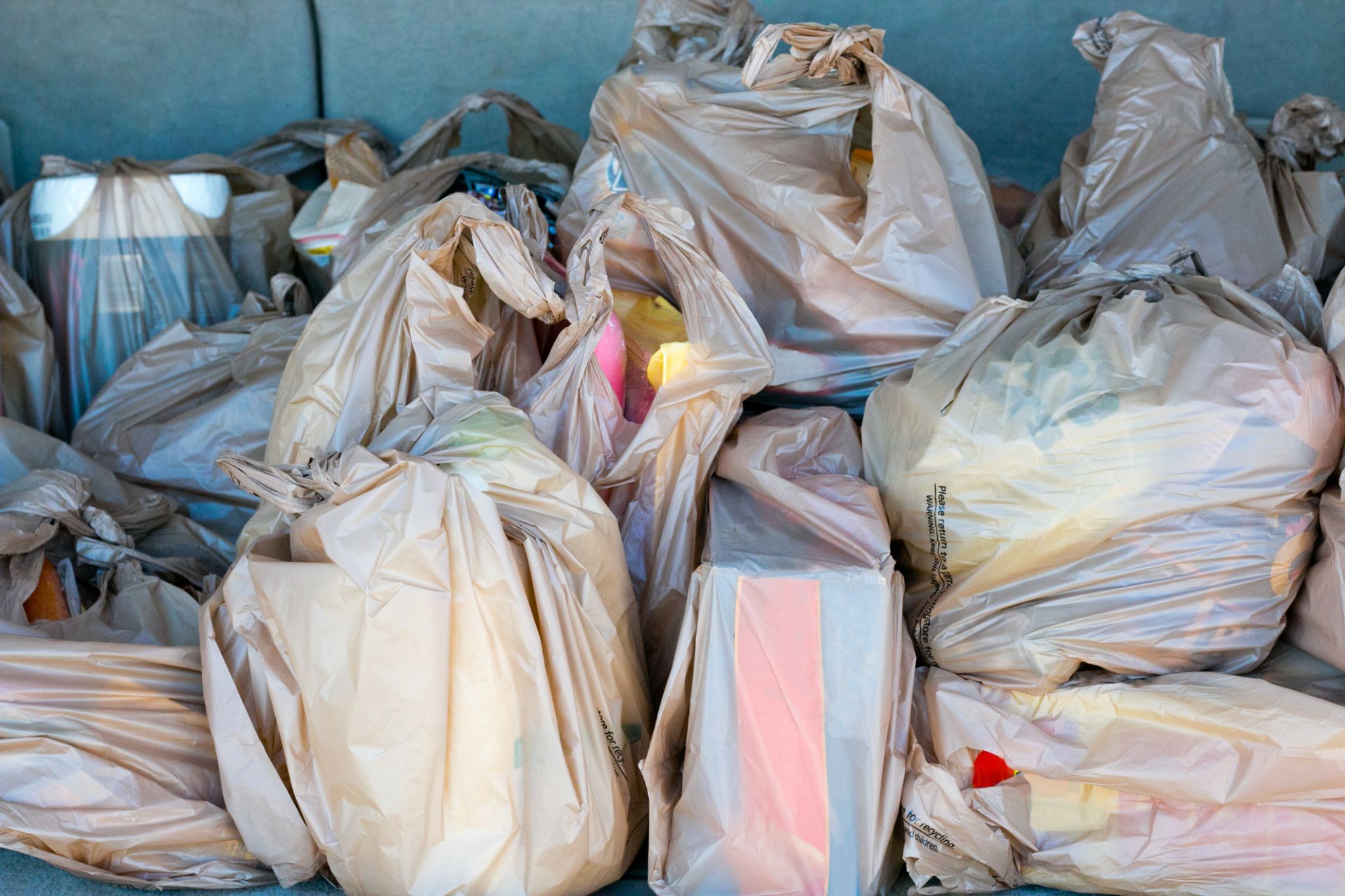 Washington's single-use plastic bag ban to go into effect Oct. 1. Here's what you need to know