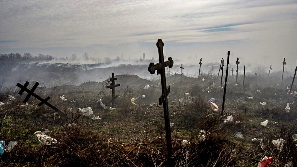 The climate crisis and the invasion of Ukraine 'have the same roots', says expert