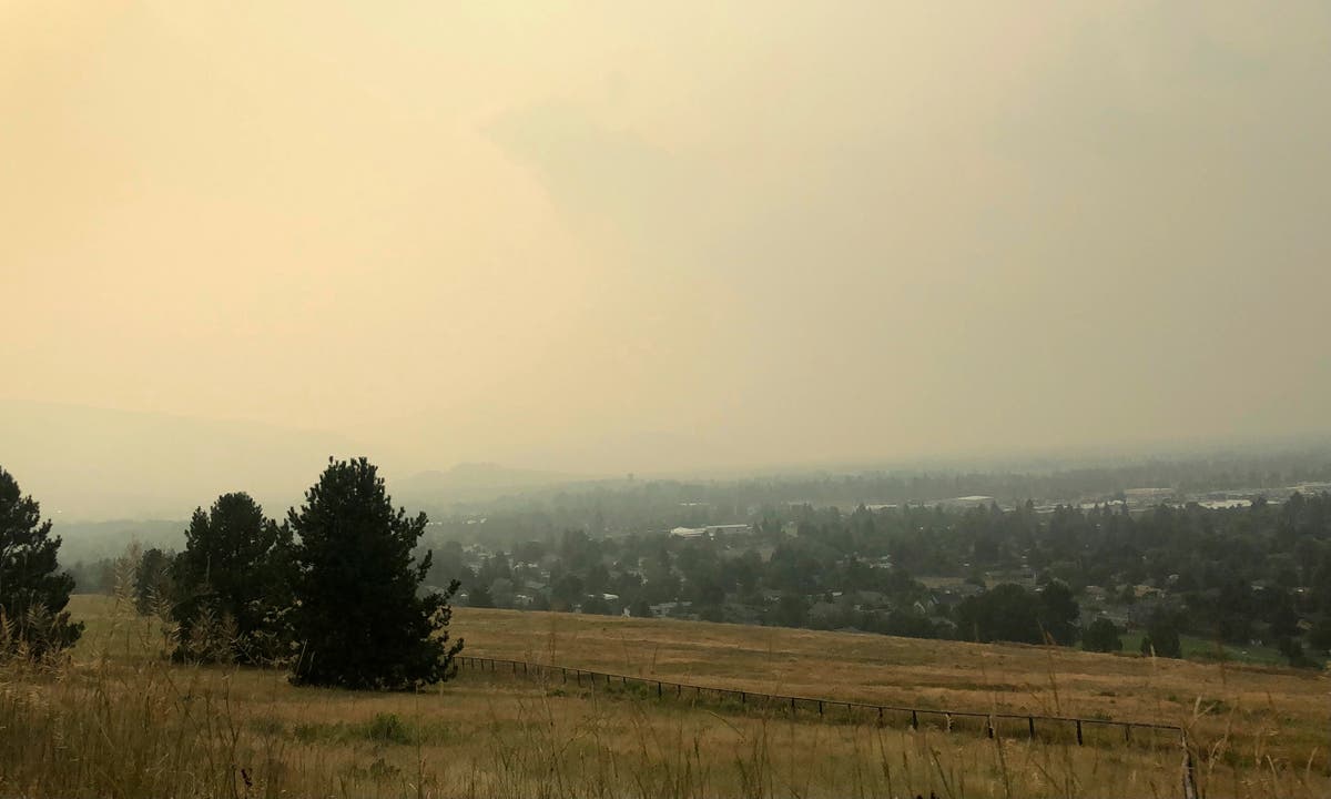 Gaps in wildfire smoke warning network leave people exposed