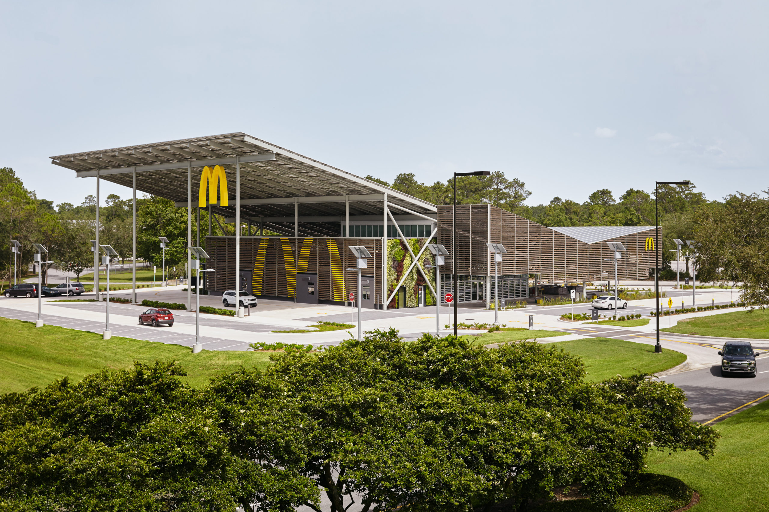 McDonald’s unveils net zero restaurant at Disney World - Renewable Energy World